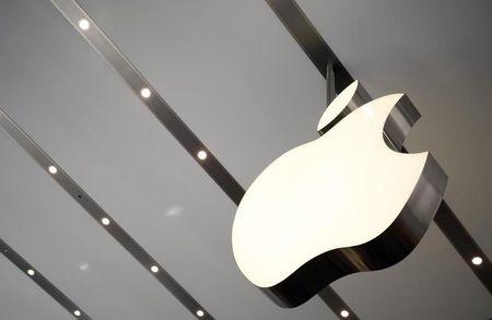 Apple's health technology takes early lead among top hospitals